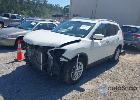 2017 Nissan Rogue Sv z USA, uszkodzony, nr VIN JN8AT2MT5HW398685